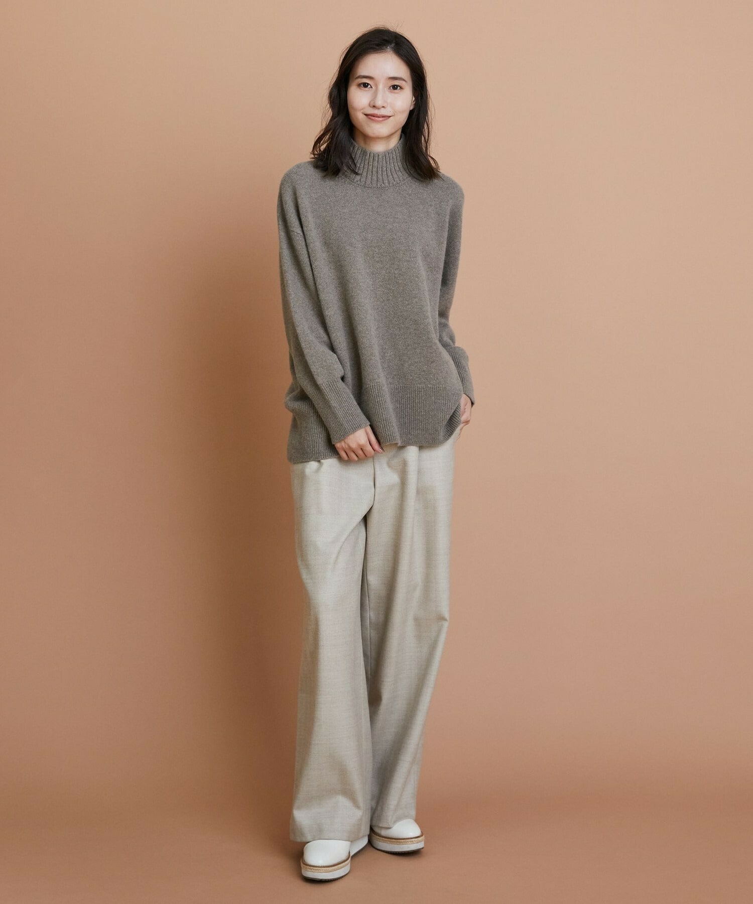 【L'EQUIPE】カシミヤ混ハイネックニットプルオーバー 詳細画像 サックスブルー 12