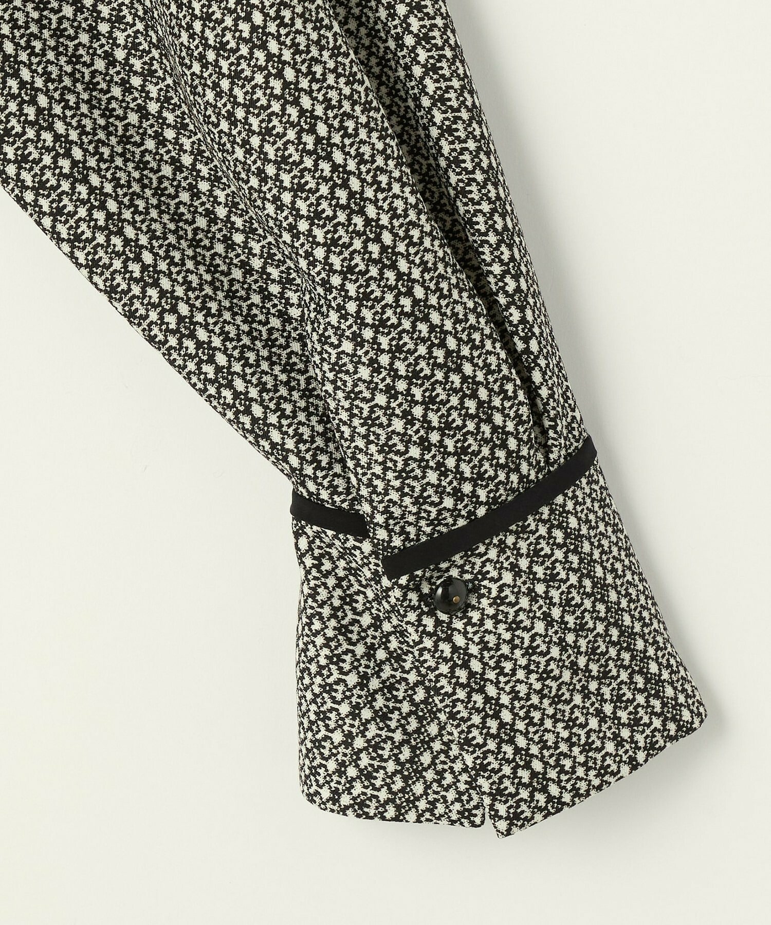 【L'EQUIPE】【Lサイズ】ピクセルプリントブラウス 詳細画像 ブラック系その他 11