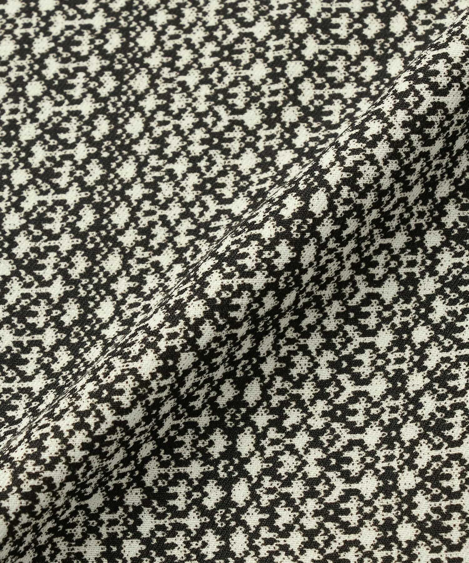 【L'EQUIPE】【Lサイズ】ピクセルプリントブラウス 詳細画像 ブラック系その他 13