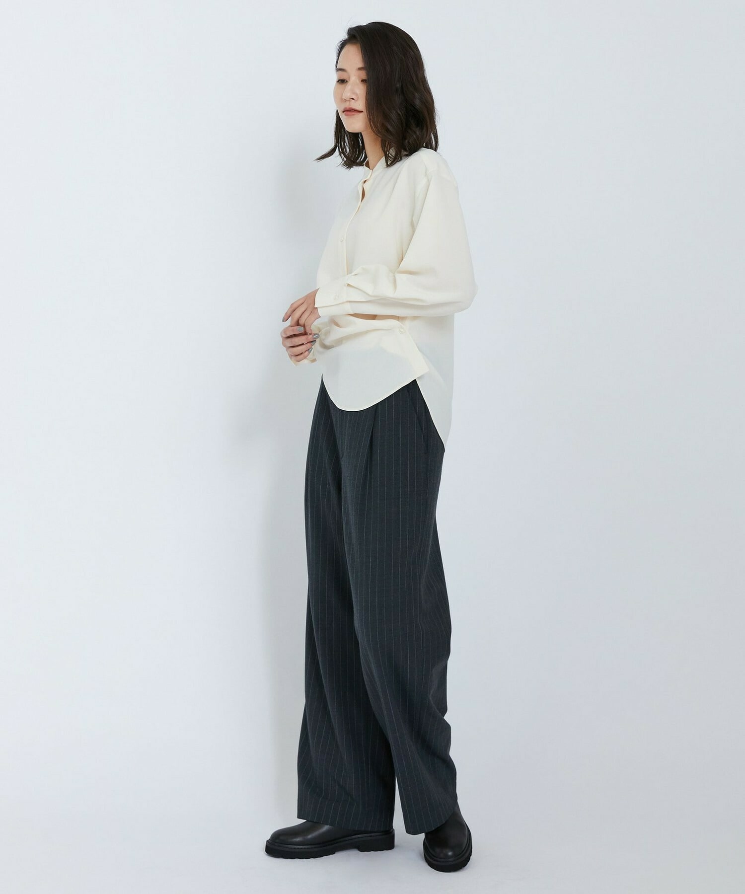 【L'EQUIPE】ドレーピーシャーティングブラウス 詳細画像 ネイビー 7