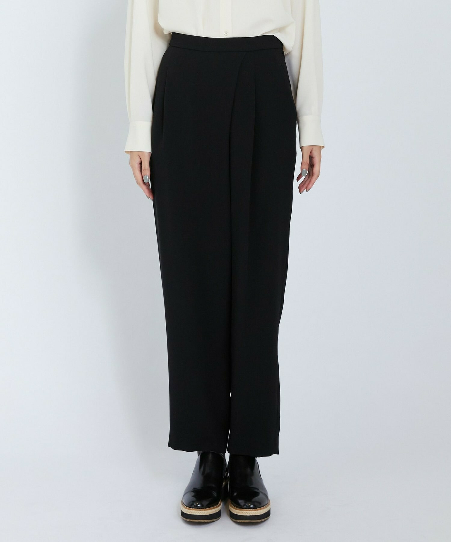 【L'EQUIPE】バックサテンラップテーパードパンツ 詳細画像 ブラック 12