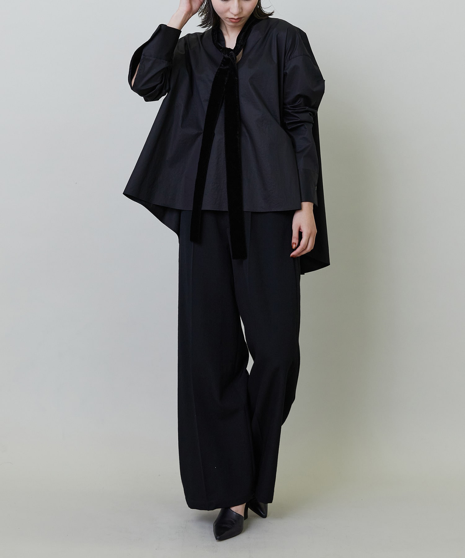 【endalence】Rコットン×ベルベットボウタイブラウス 詳細画像 ブラック 5