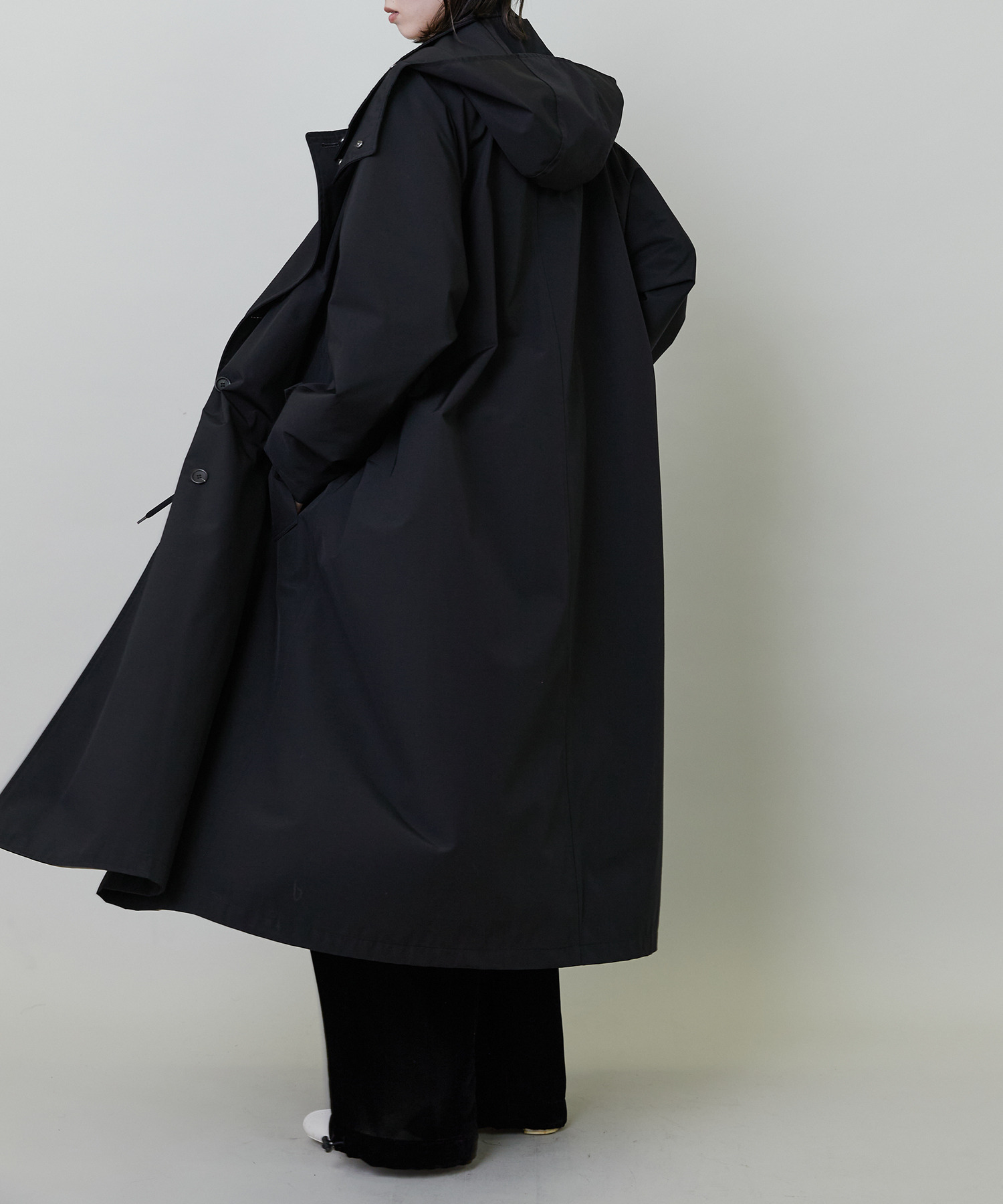 【endalence】リサイクルタフタロングコート 詳細画像 ブラック 18