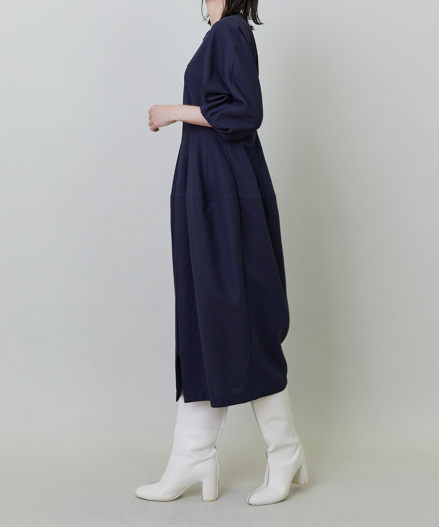 【endalence】強撚ダブルクロススカラップネックラインドレス 詳細画像 ネイビー 2