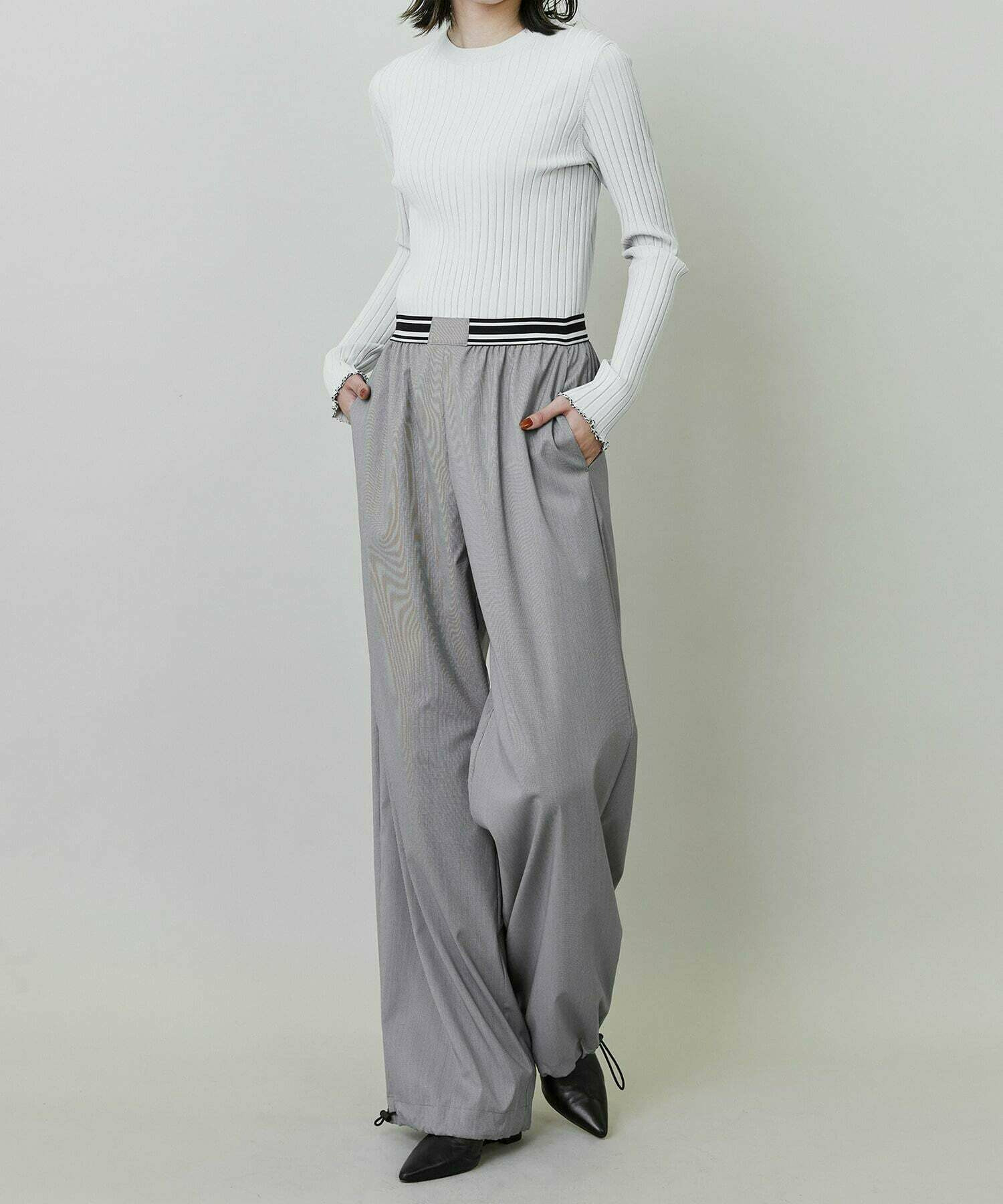 【endalence】120S ストレッチドローストリングパンツ 詳細画像 ブラック 1