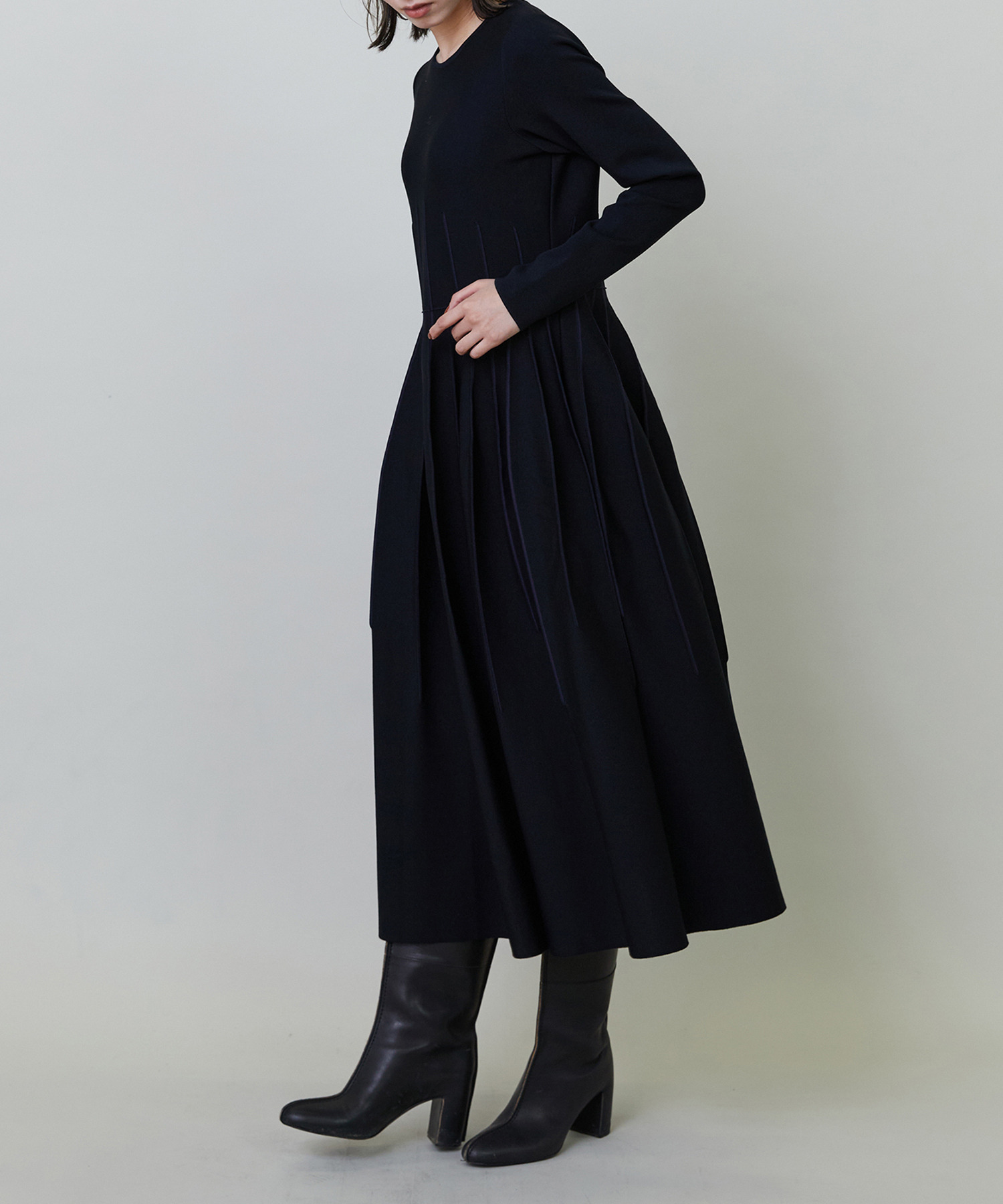 【endalence】ミラノリブ引き返しドレス 詳細画像 ブラック 16