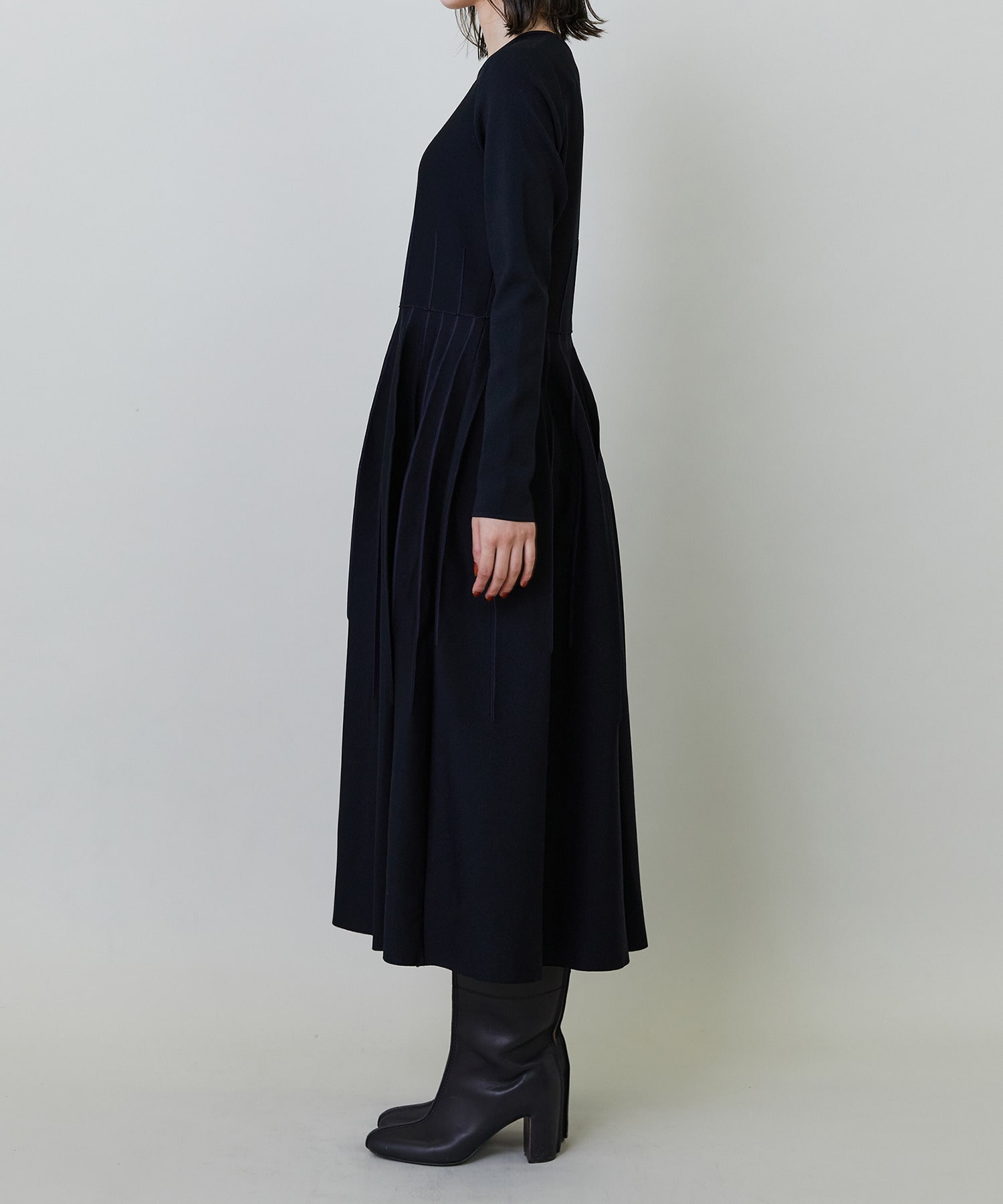【endalence】ミラノリブ引き返しドレス 詳細画像 ブラック 19