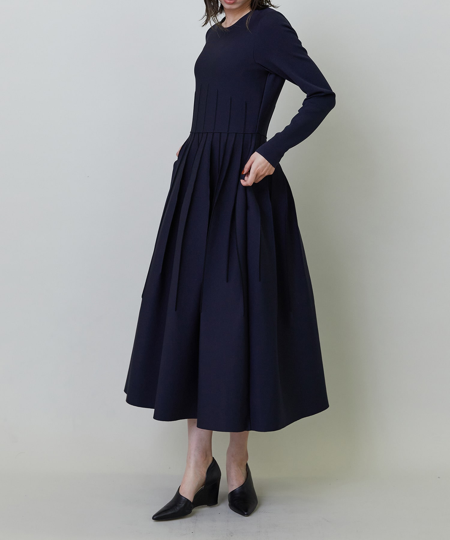 【endalence】ミラノリブ引き返しドレス 詳細画像 ブラック 4