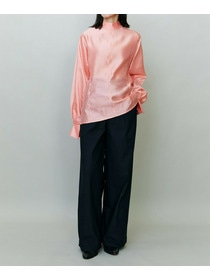 【endalence】シルクギシャハイネックブラウス 詳細画像 ネイビー 1