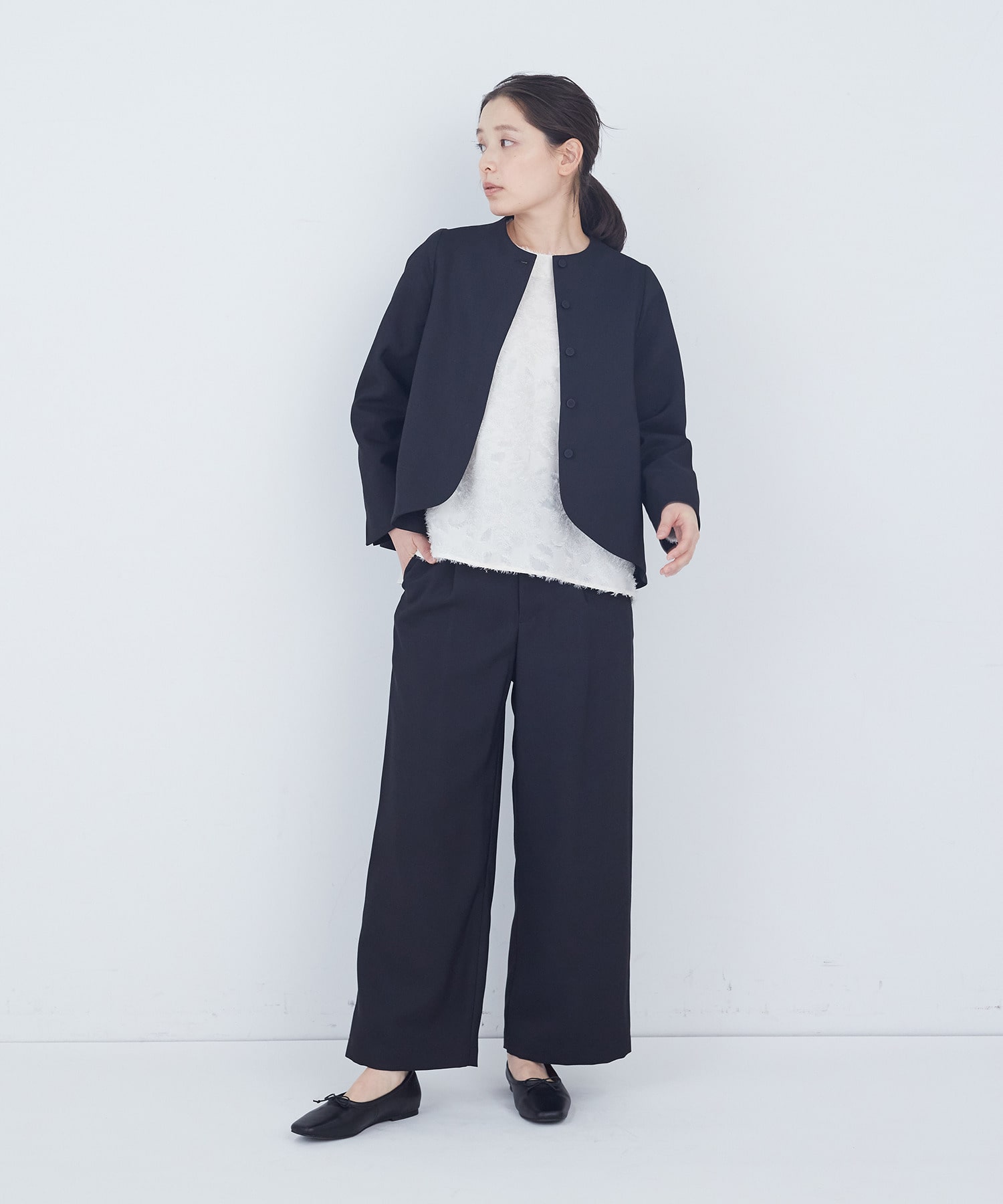 タックストレートパンツ｜BIGI online store - ビギ オンラインストア