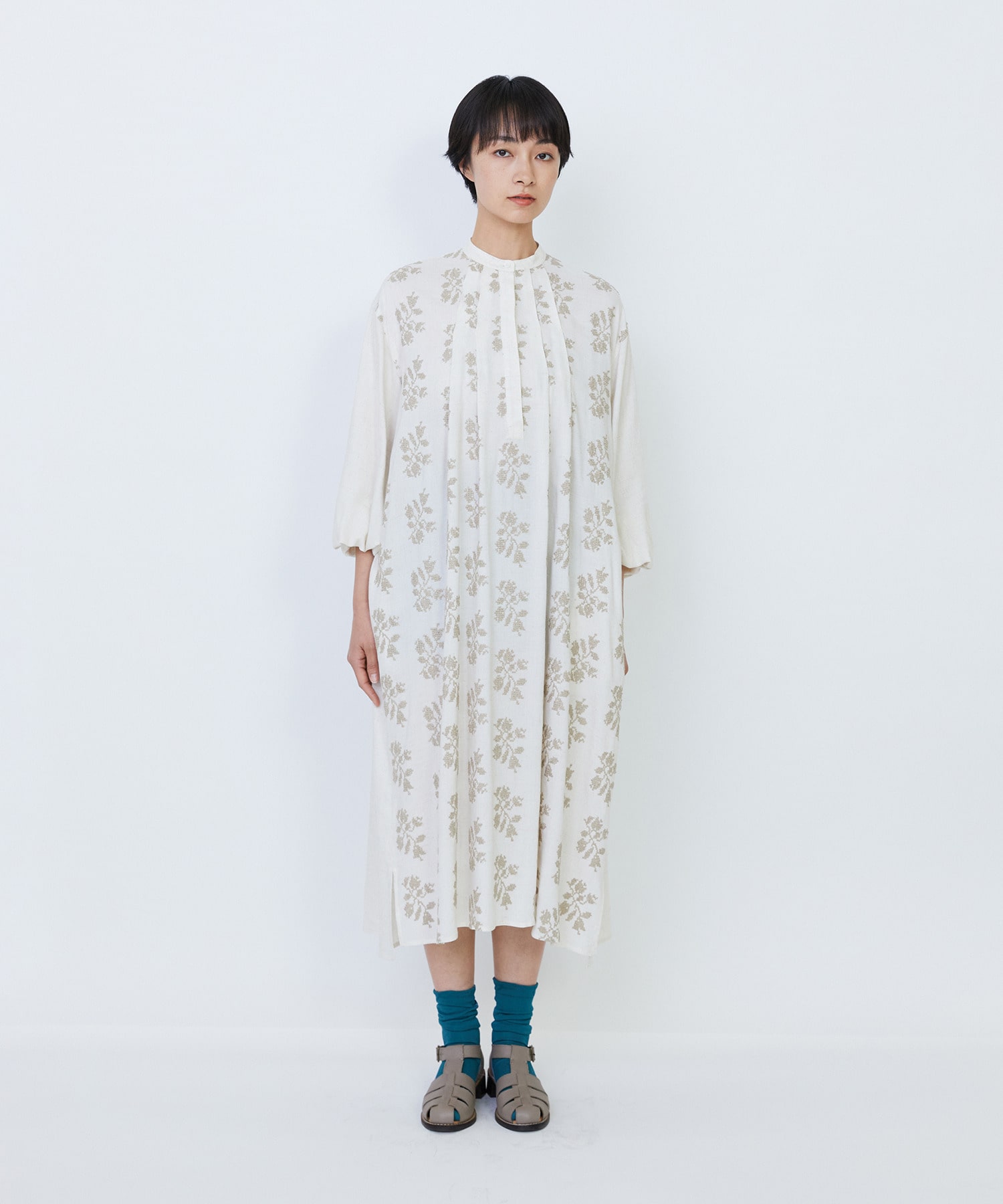 【LOISIR】オリジナル柄刺繍ワンピース 詳細画像 ブラック系その他 13