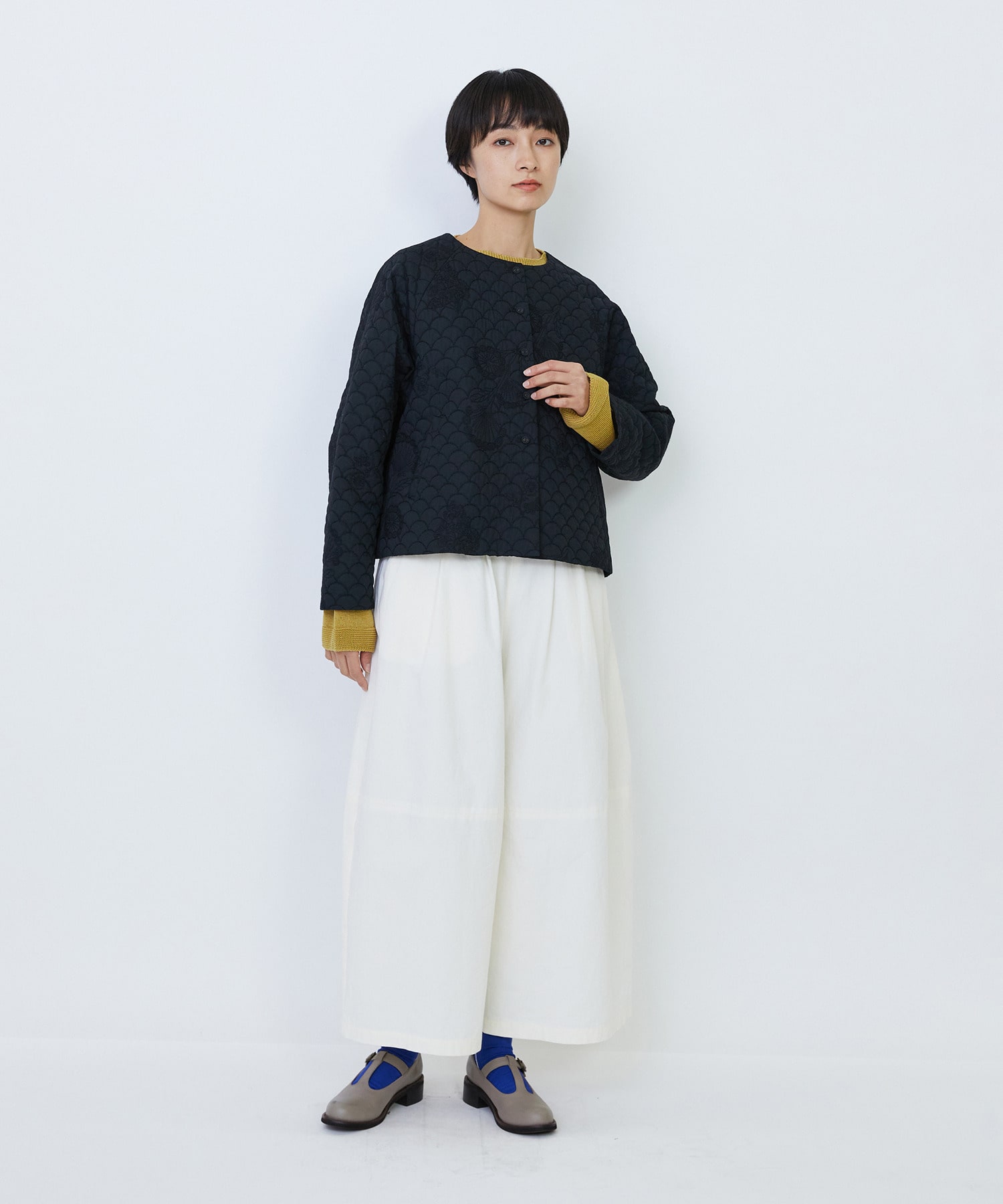 【LOISIR】コットンツイルボトルシルエットパンツ 詳細画像 キナリ 1