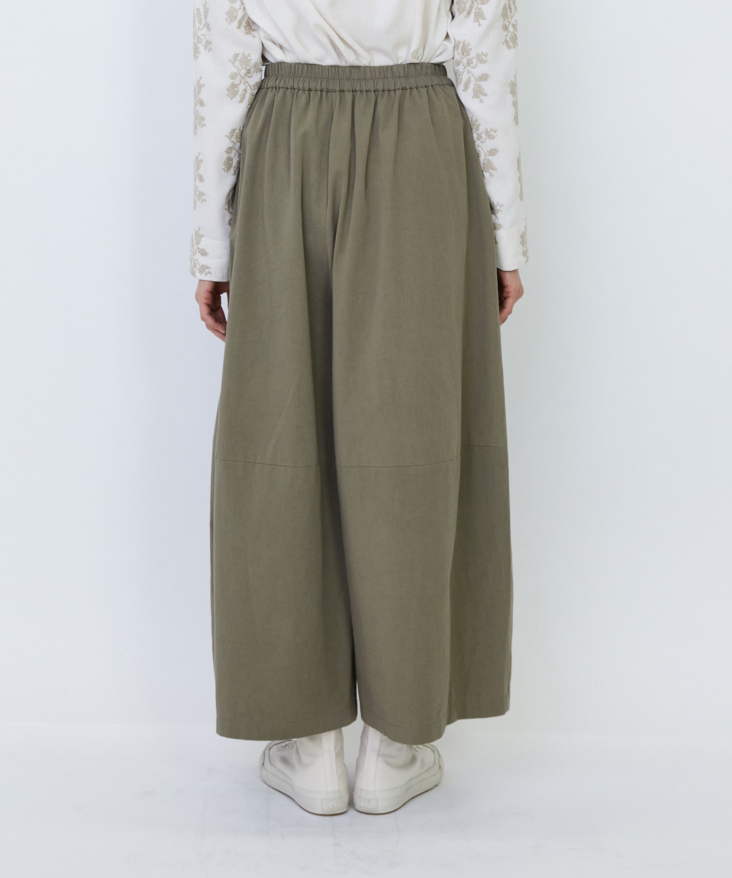 【LOISIR】コットンツイルボトルシルエットパンツ 詳細画像 キナリ 15