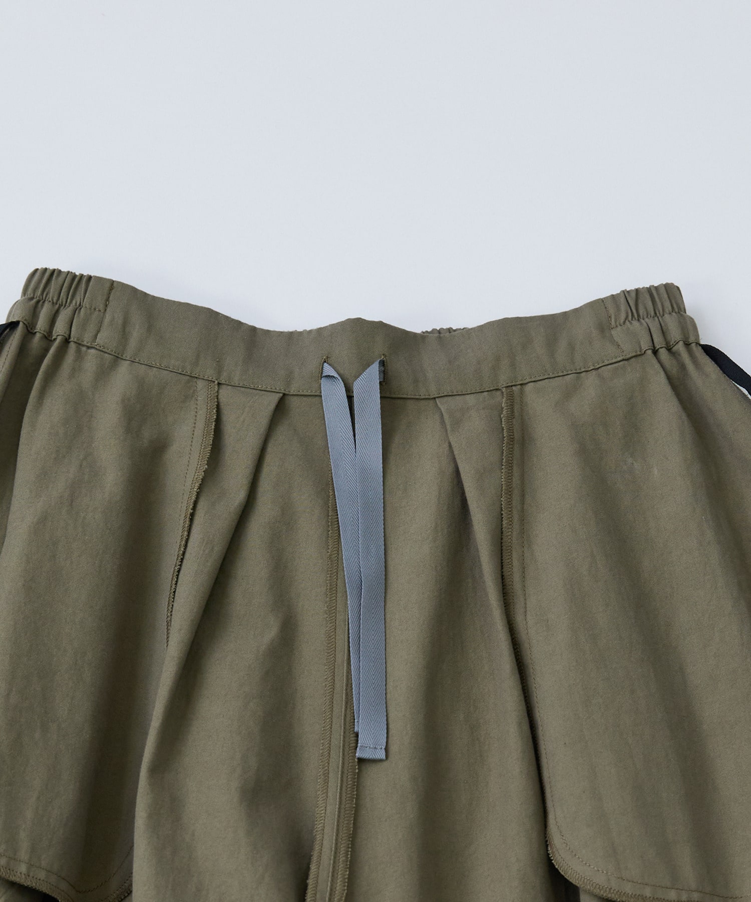 【LOISIR】コットンツイルボトルシルエットパンツ 詳細画像 キナリ 20