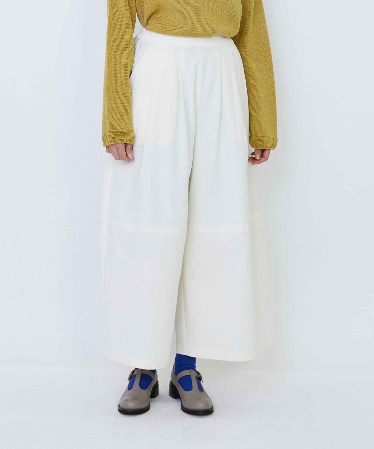 【LOISIR】コットンツイルボトルシルエットパンツ 詳細画像 キナリ 1