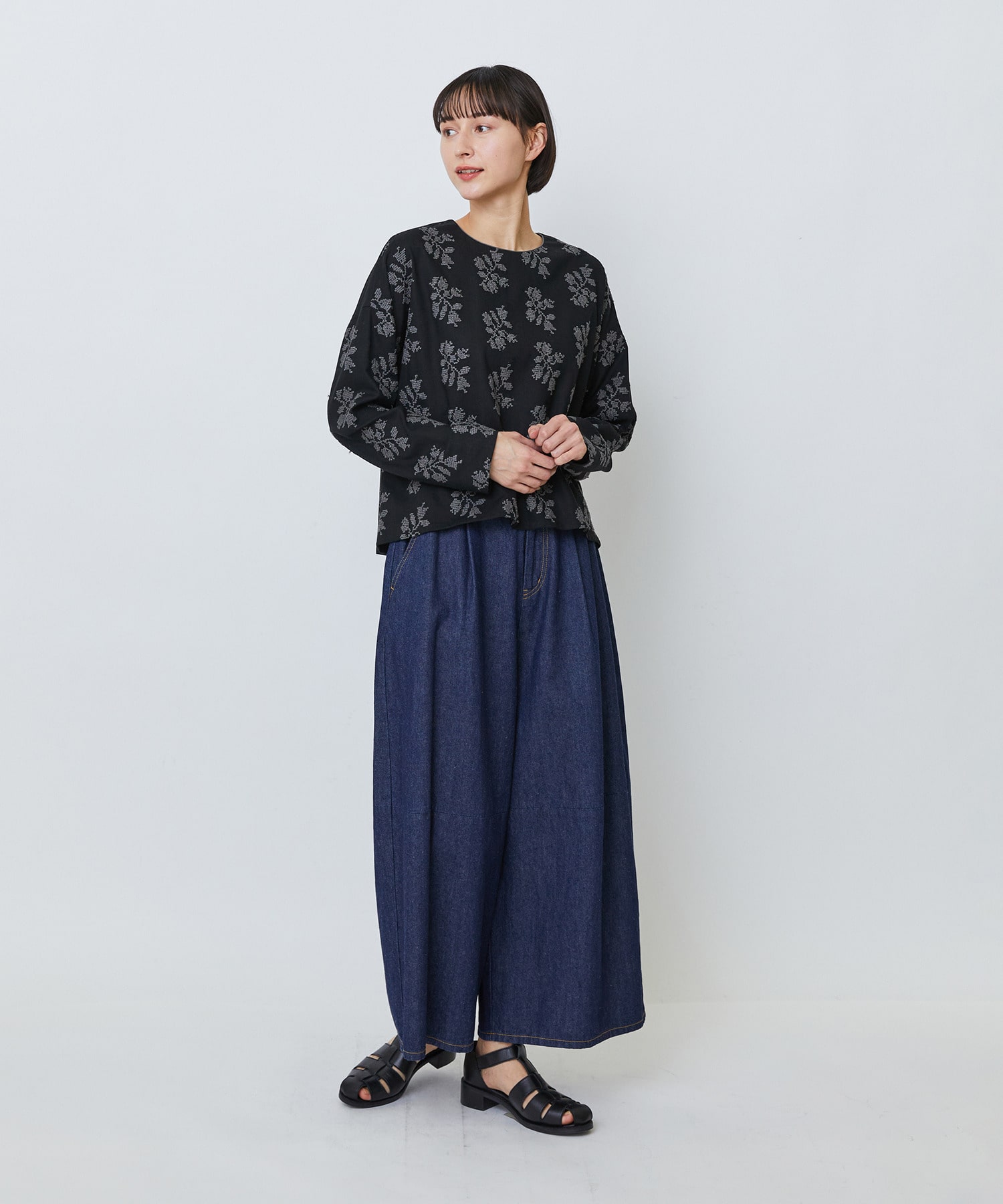 【LOISIR】綿麻ライトデニムボトルシルエットパンツ 詳細画像 インディゴブルー 2