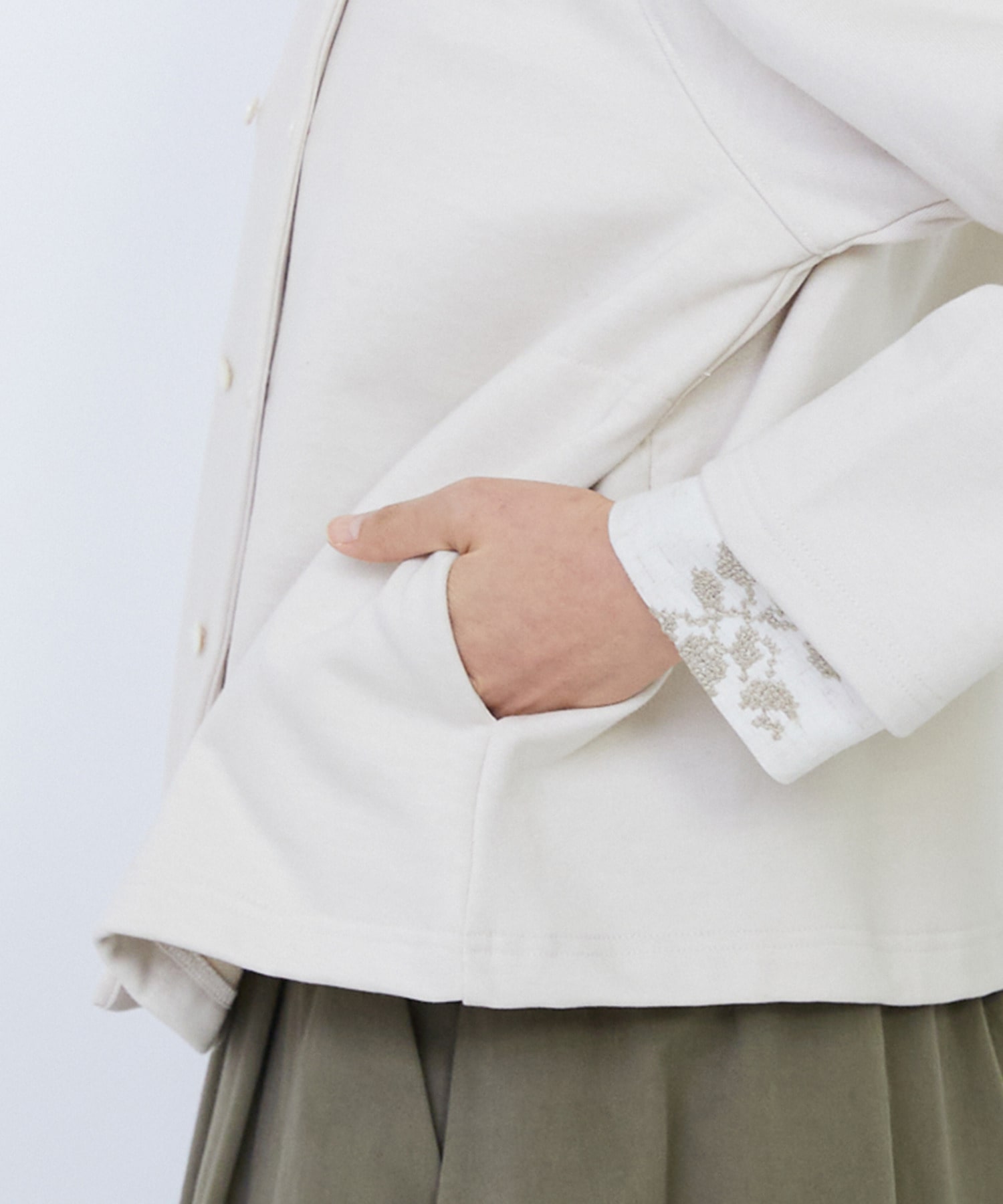 【LOISIR】コットン裏毛クルーネックジャケット 詳細画像 グレー 24