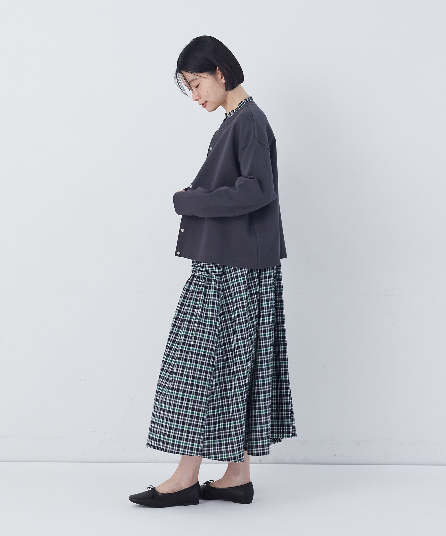 【congés payés】ポンチスナップカーディガン 詳細画像 チャコールグレー 12