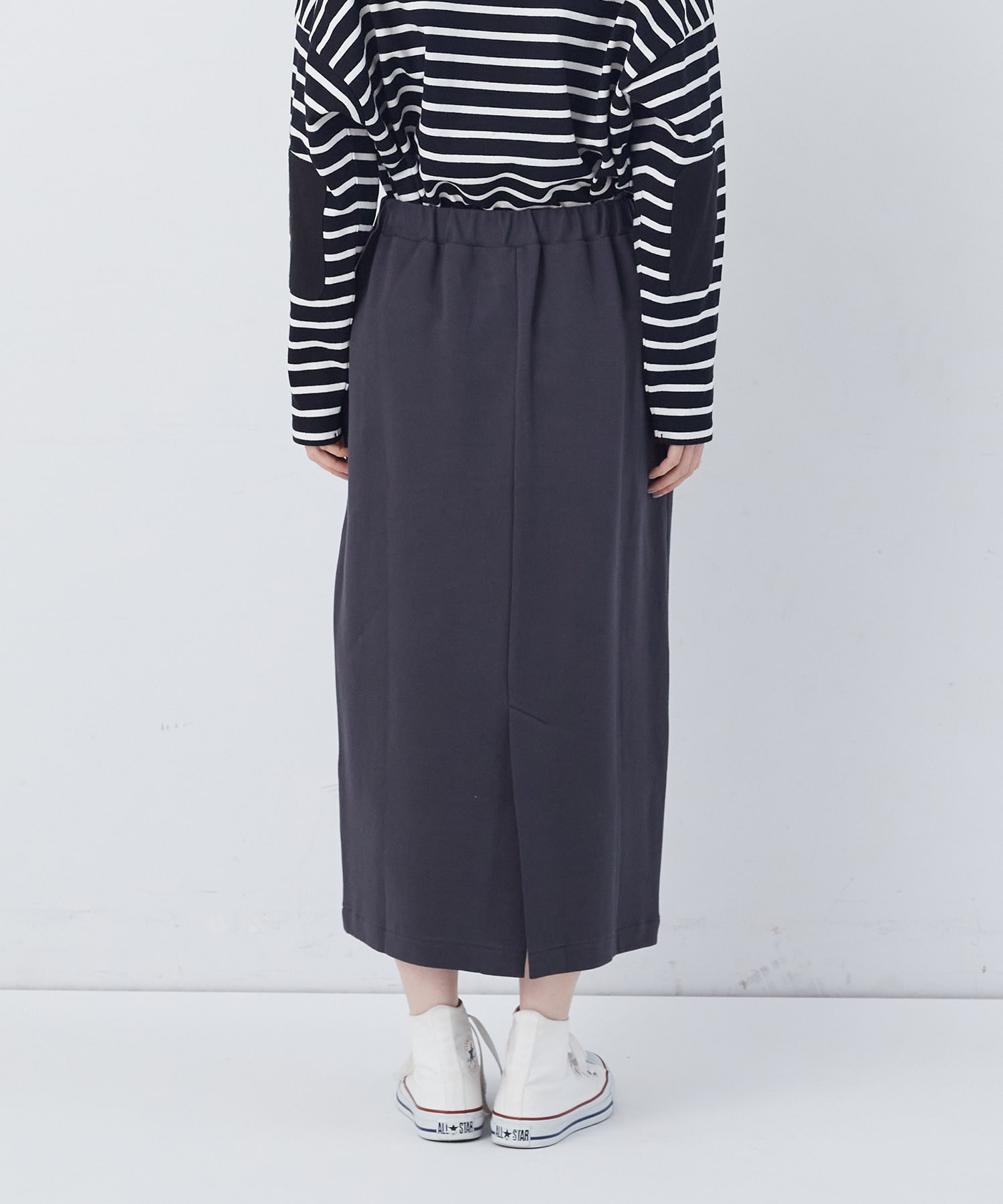 【congés payés】ポンチストレートスカート 詳細画像 チャコールグレー 18