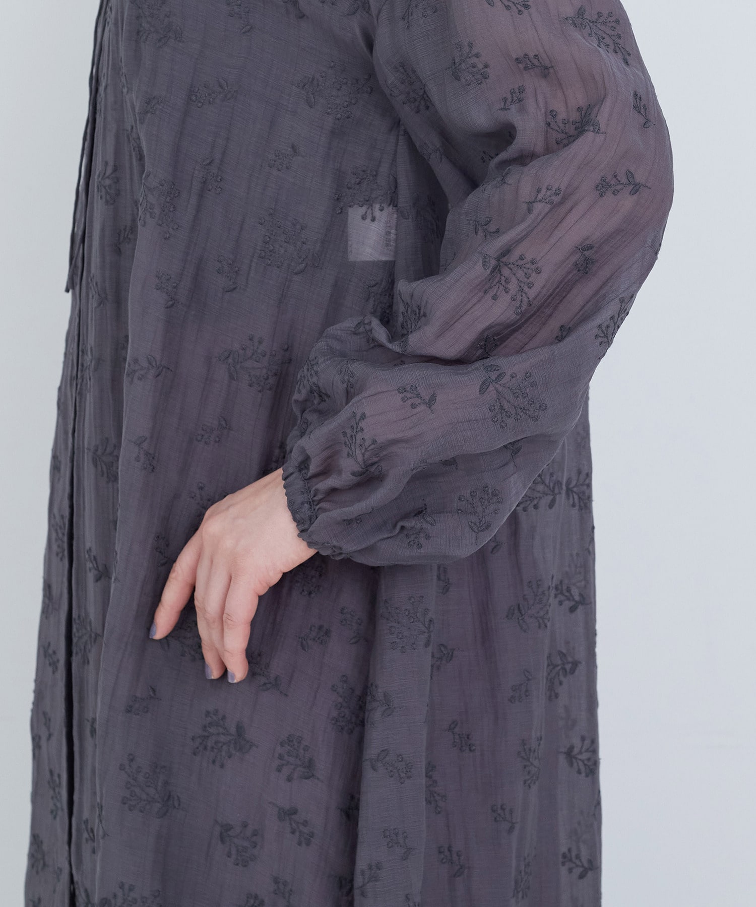 【ADIEU TRISTESSE】シアーエンブロイダリーワンピース 詳細画像 ライトグレー 16