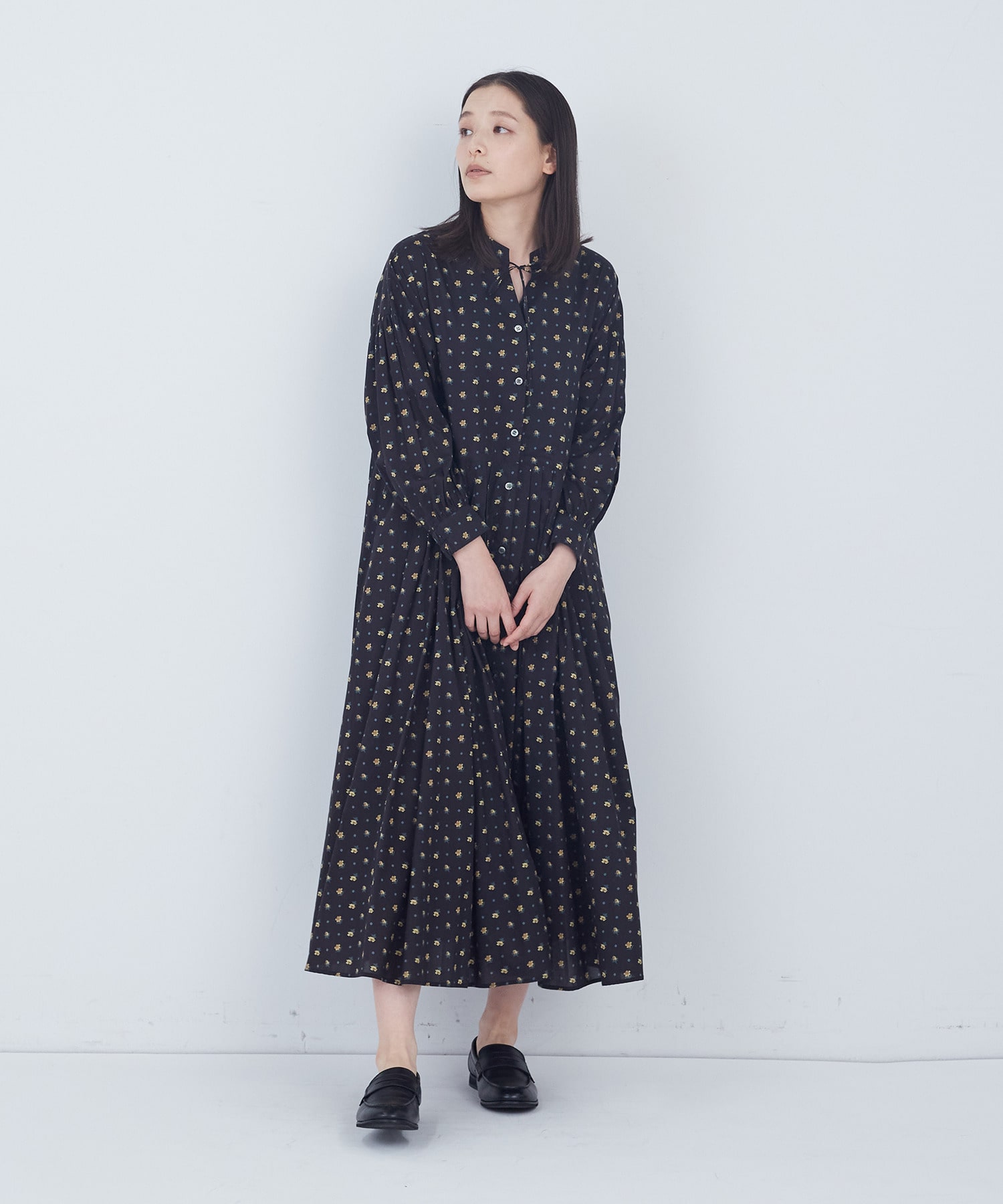 【ADIEU TRISTESSE】kazumiさんコラボ　リバティプリントワンピース 詳細画像 ブラック系その他 8