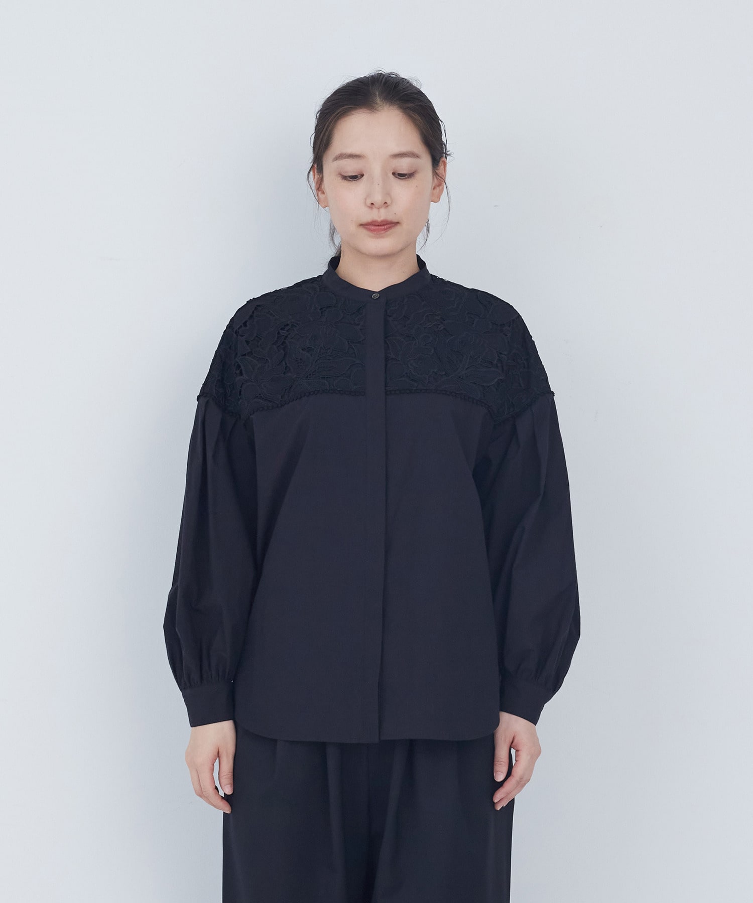 【ADIEU TRISTESSE】エンブロイダリーブラウス 詳細画像 ブラック 4