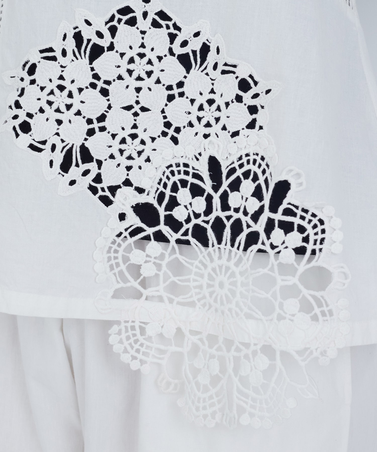 【ADIEU TRISTESSE】ポプリン刺繍キャミソール 詳細画像 ブラック 23