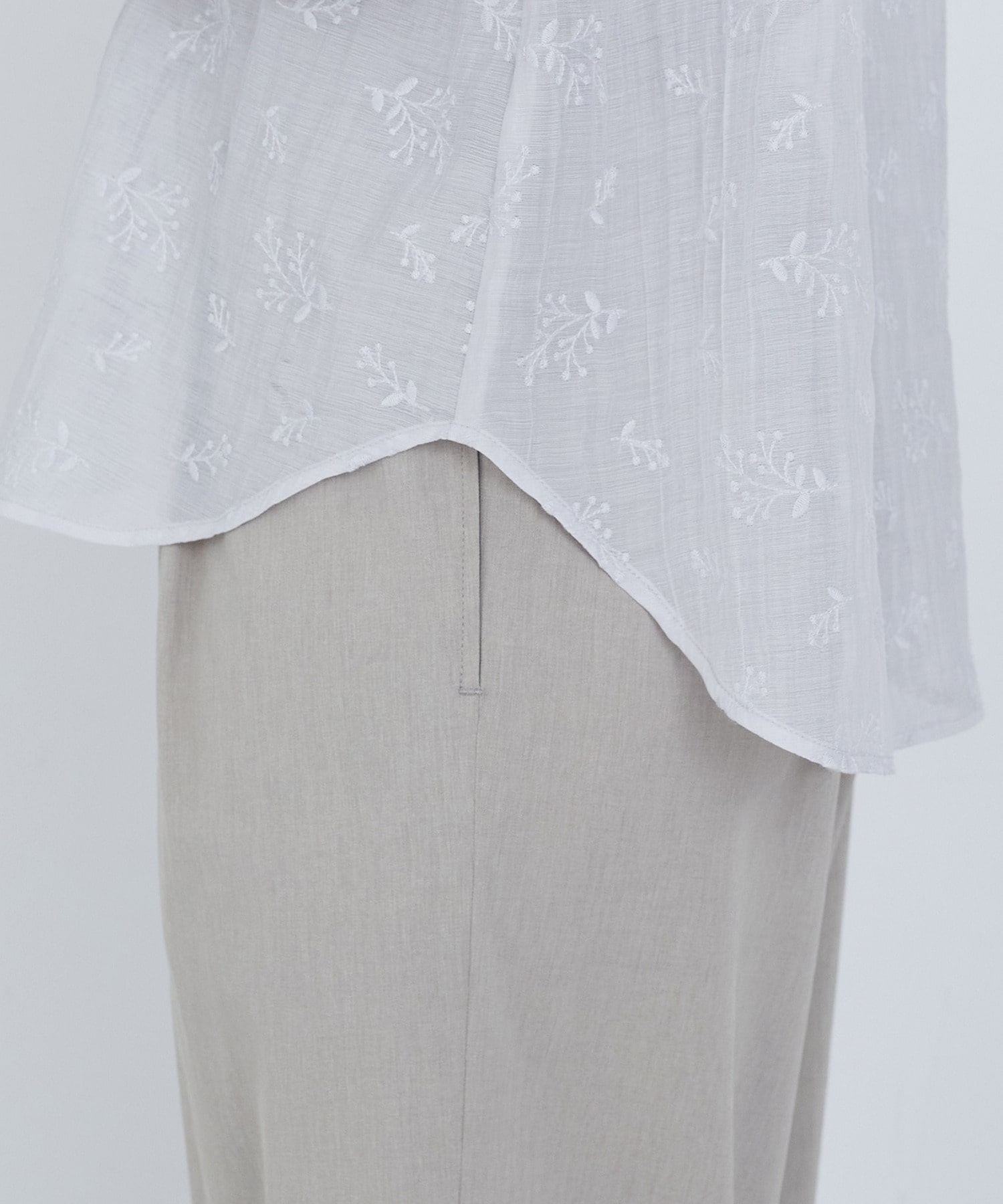 【ADIEU TRISTESSE】シアーエンブロイダリーシャツ 詳細画像 チャコールグレー 17