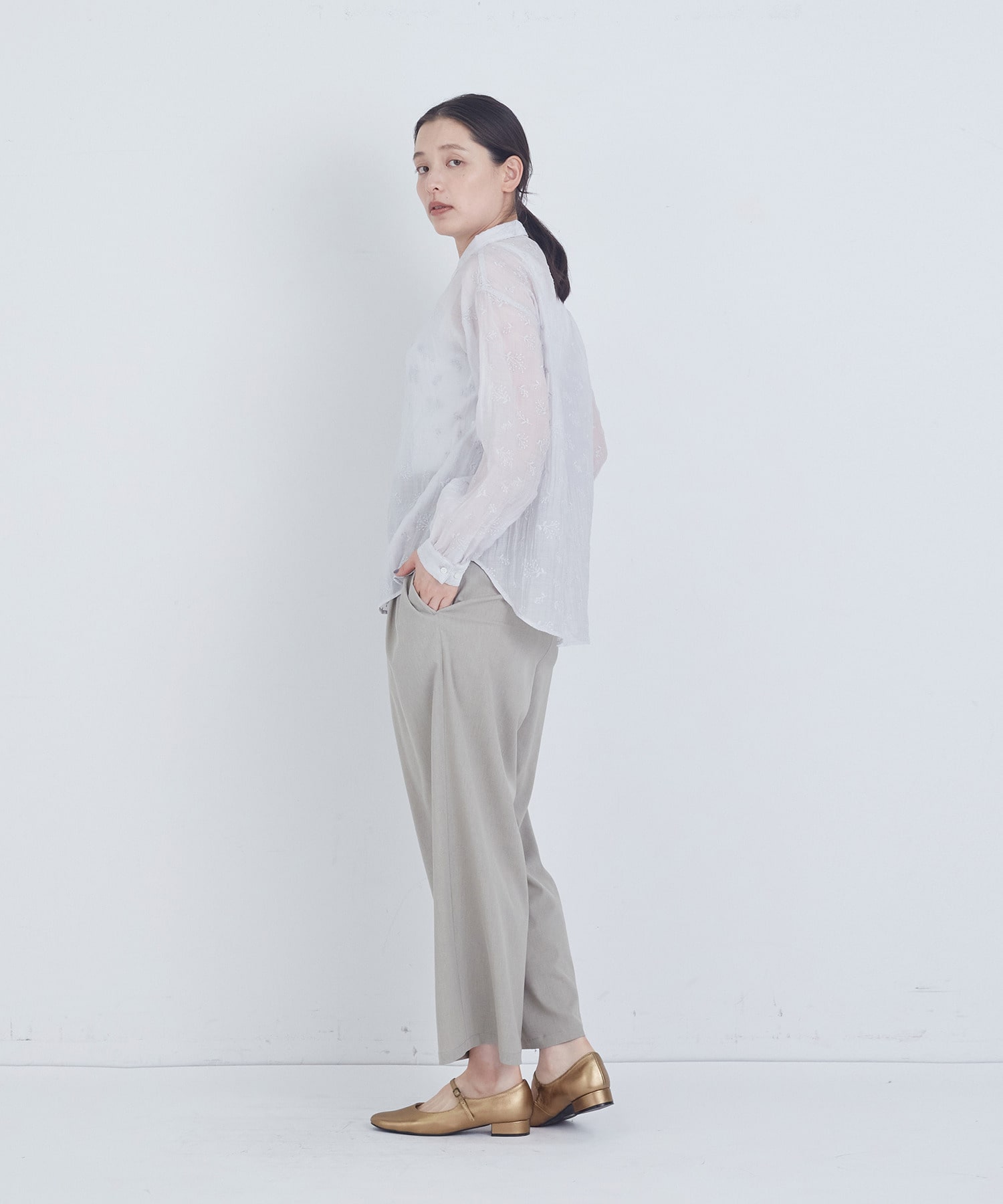 【ADIEU TRISTESSE】シアーエンブロイダリーシャツ 詳細画像 チャコールグレー 9