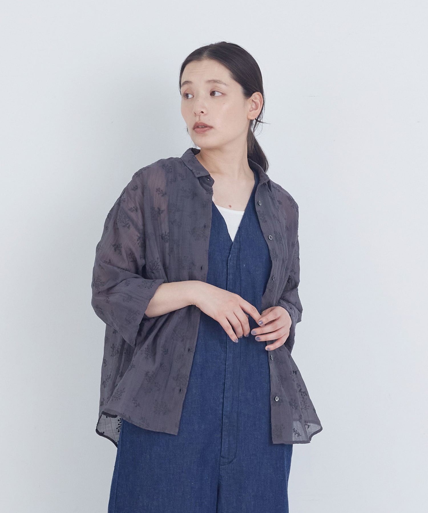 【ADIEU TRISTESSE】シアーエンブロイダリーシャツ 詳細画像 チャコールグレー 1