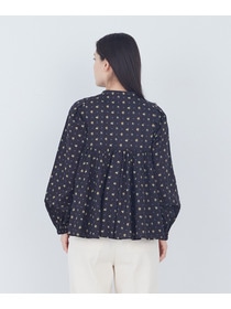 【ADIEU TRISTESSE】kazumiさんコラボ　リバティプリントブラウス 詳細画像 ブラック系その他 6