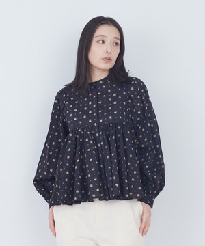 【ADIEU TRISTESSE】kazumiさんコラボ　リバティプリントブラウス 詳細画像 ブラック系その他 1