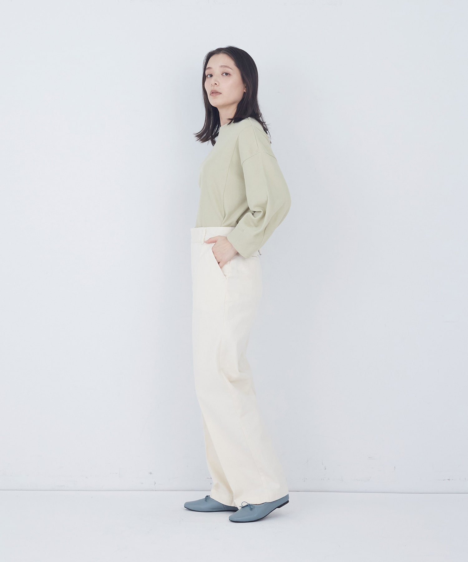 【ADIEU TRISTESSE】センタープレスストレートパンツ 詳細画像 インディゴブルー 2