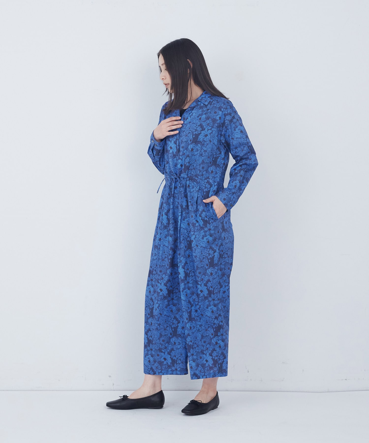 【ADIEU TRISTESSE】kazumiさんコラボ　リバティプリントオールインワン 詳細画像 ブルー系その他 11