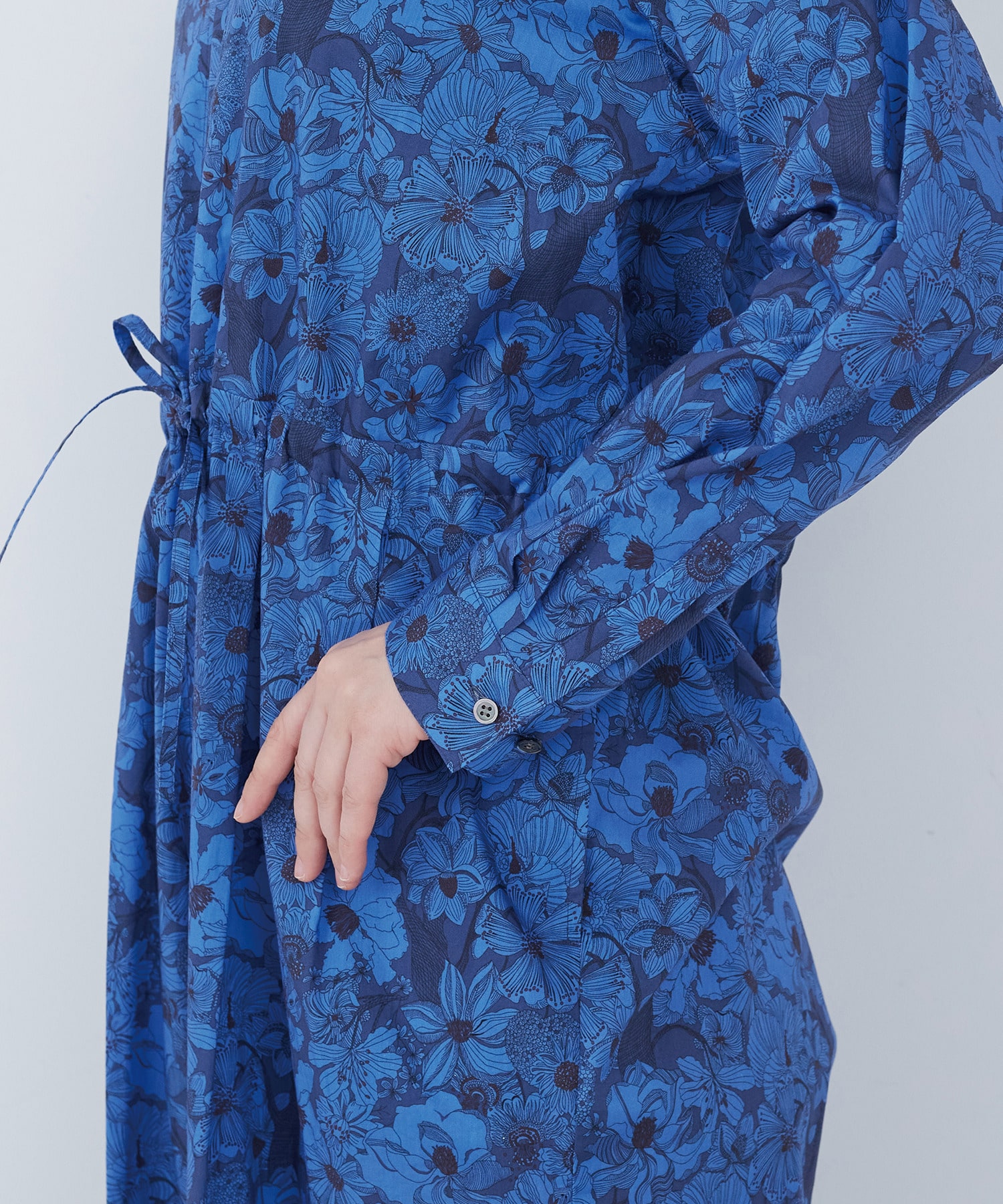 【ADIEU TRISTESSE】kazumiさんコラボ　リバティプリントオールインワン 詳細画像 ブルー系その他 19