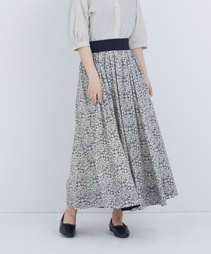 【ADIEU TRISTESSE】ウエストリブリバティプリントスカート 詳細画像 ブラック系その他 1