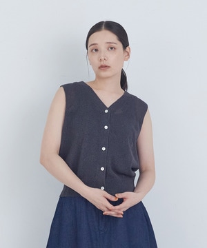 【ADIEU TRISTESSE】TSUMUGI和紙天竺ベスト 詳細画像 チャコールグレー 1