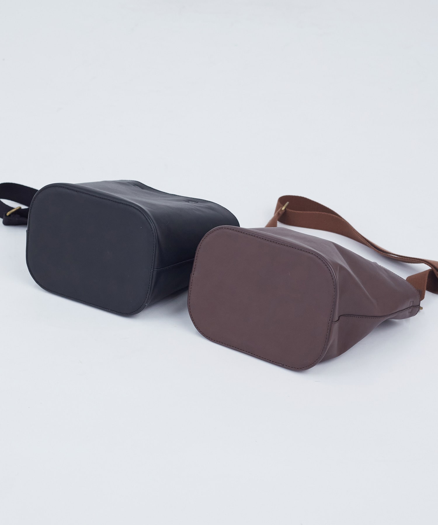 【ADIEU TRISTESSE】ボンネルショルダー付レザーバッグ 詳細画像 ブラック 9