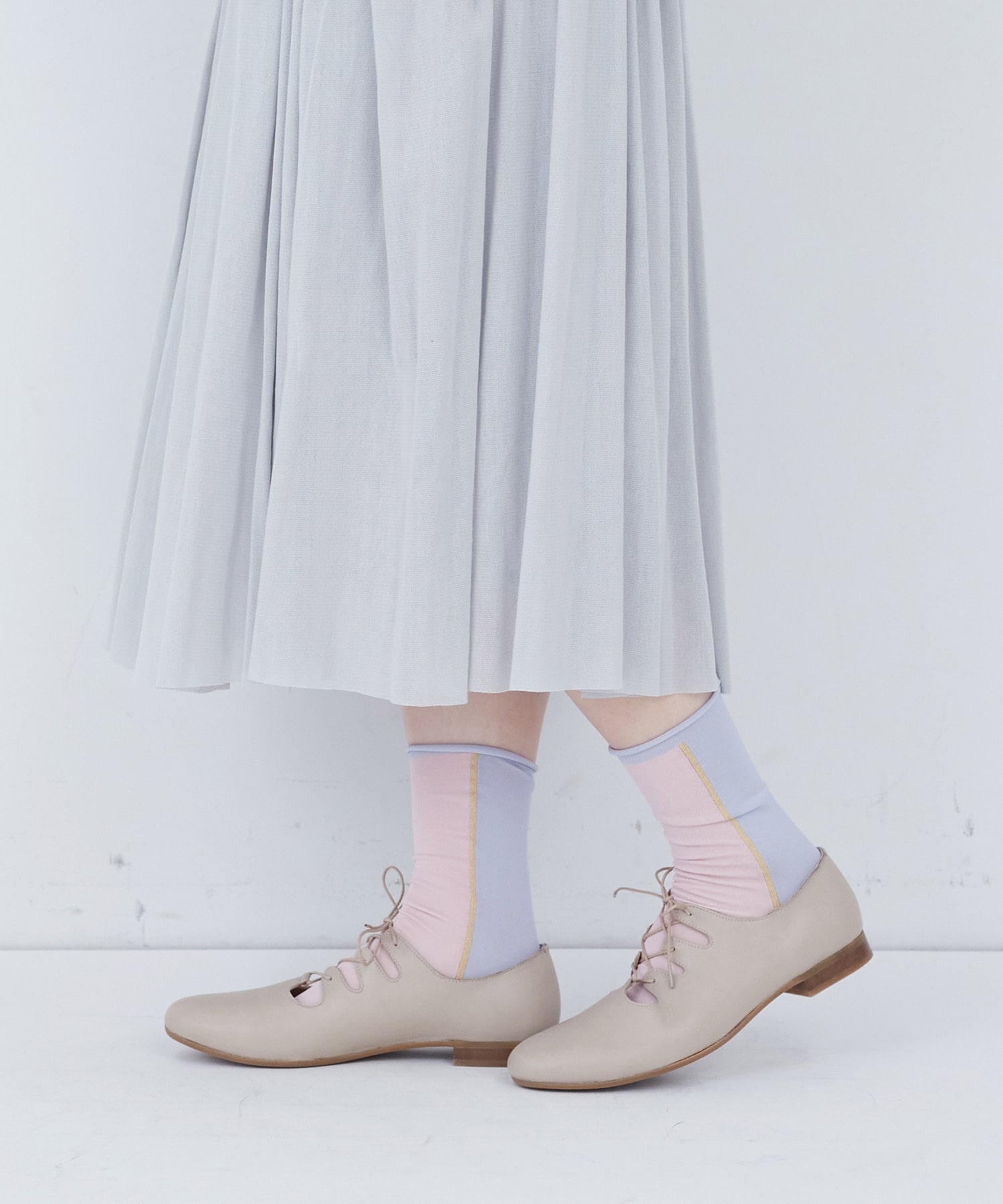 【ADIEU TRISTESSE】ラメライン入り配色ソックス 詳細画像 グレー系その他 2