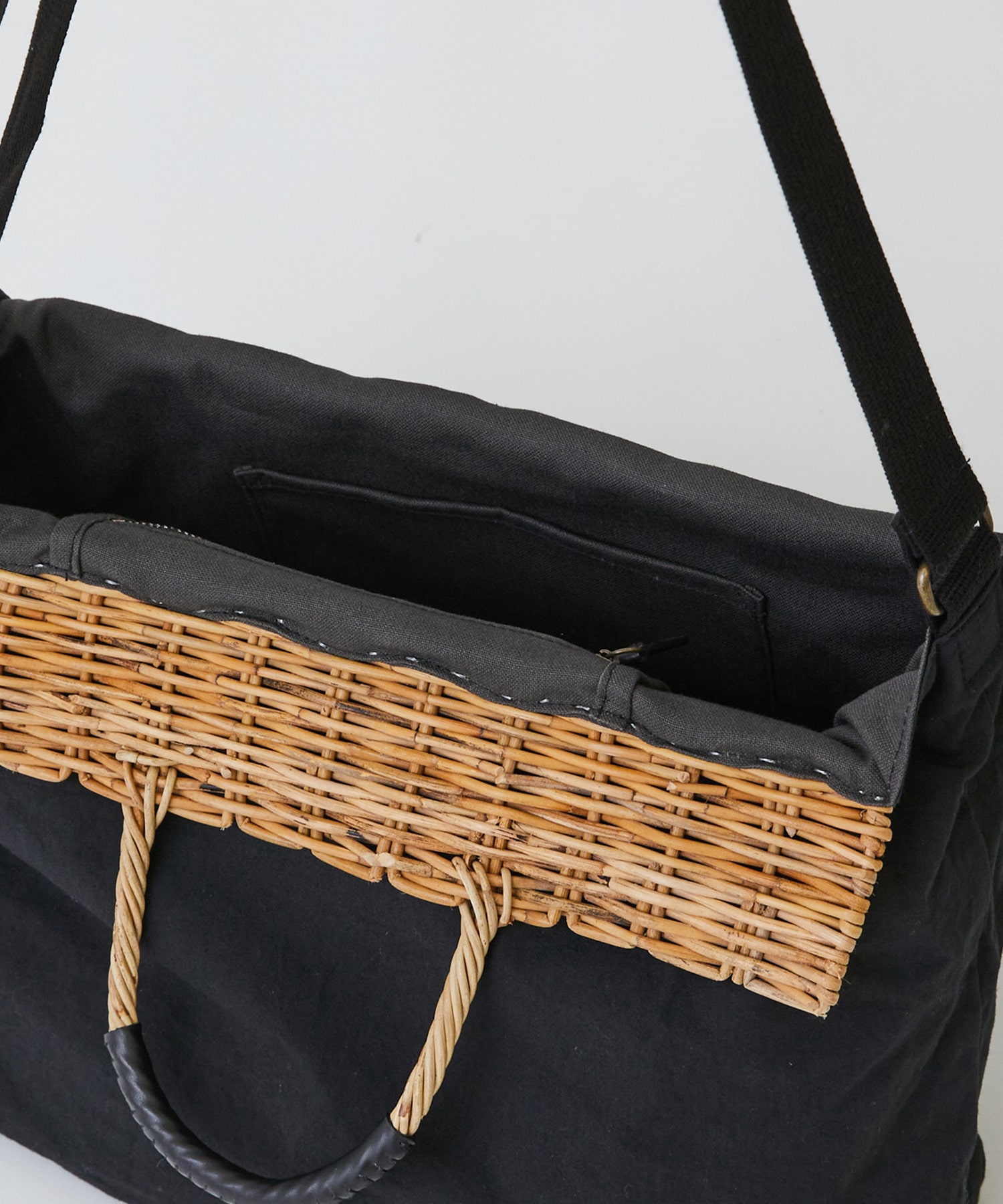 【LOISIR】【2WAY】異素材コンビトートバッグ 詳細画像 ブラック 16