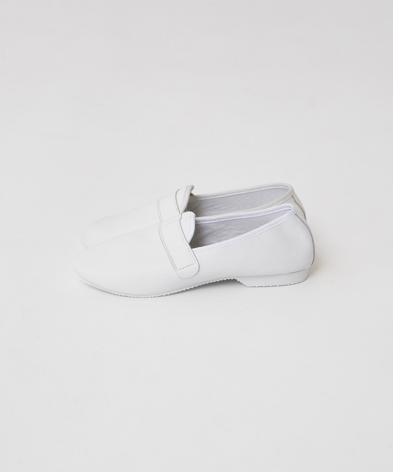 【LOISIR】【ビギオンラインストア限定販売】【CROWN】WHOLECUT STRAP 詳細画像 ブラック 2