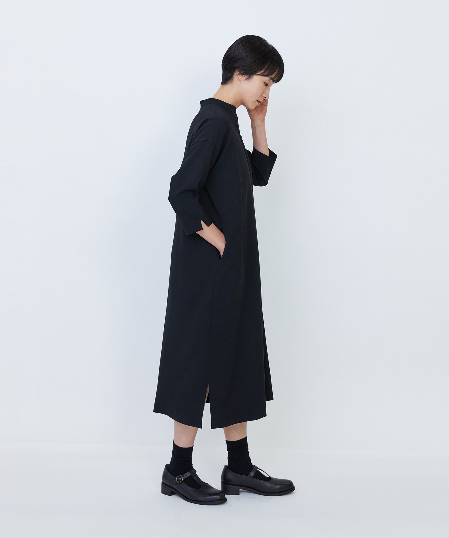 【LOISIR】エコダブルクロススタンドカラーワンピース 詳細画像 ブラック 3