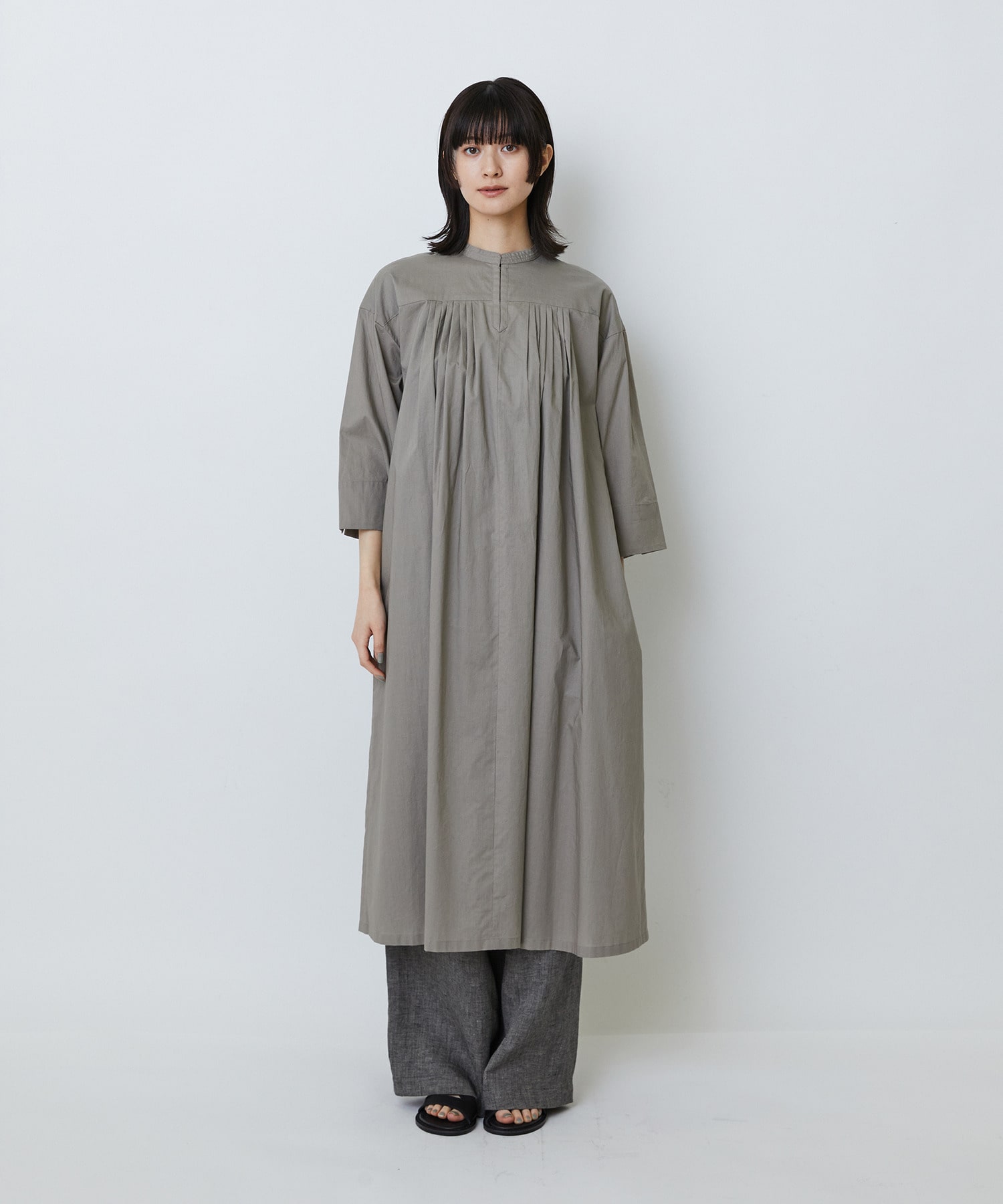 【LOISIR】オーガニックコットンローンスタンドカラーワンピース 詳細画像 ブラック 13