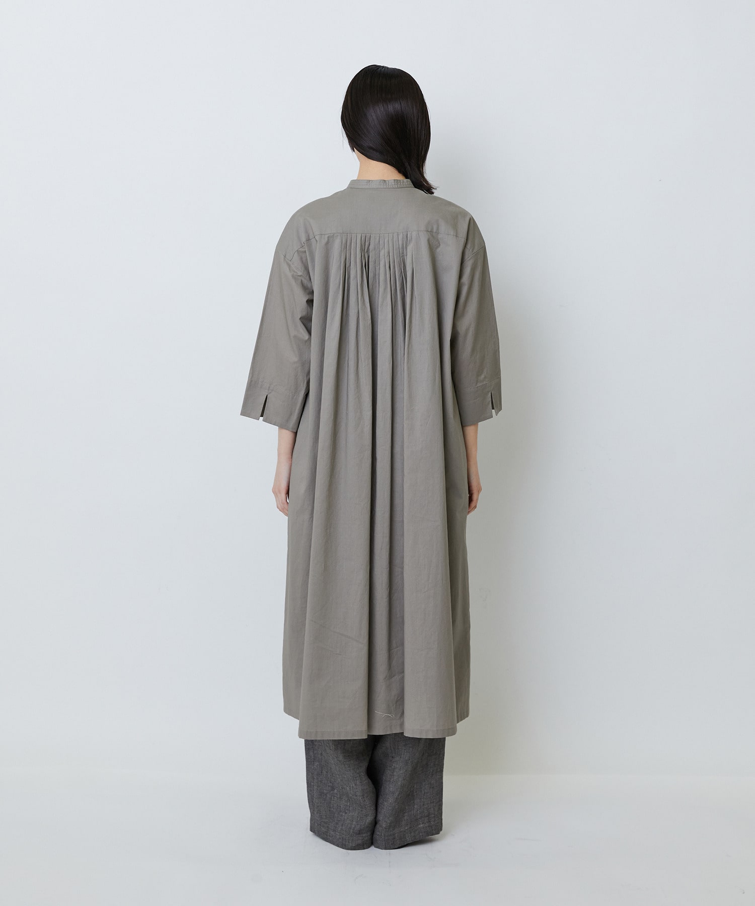 【LOISIR】オーガニックコットンローンスタンドカラーワンピース 詳細画像 ブラック 15