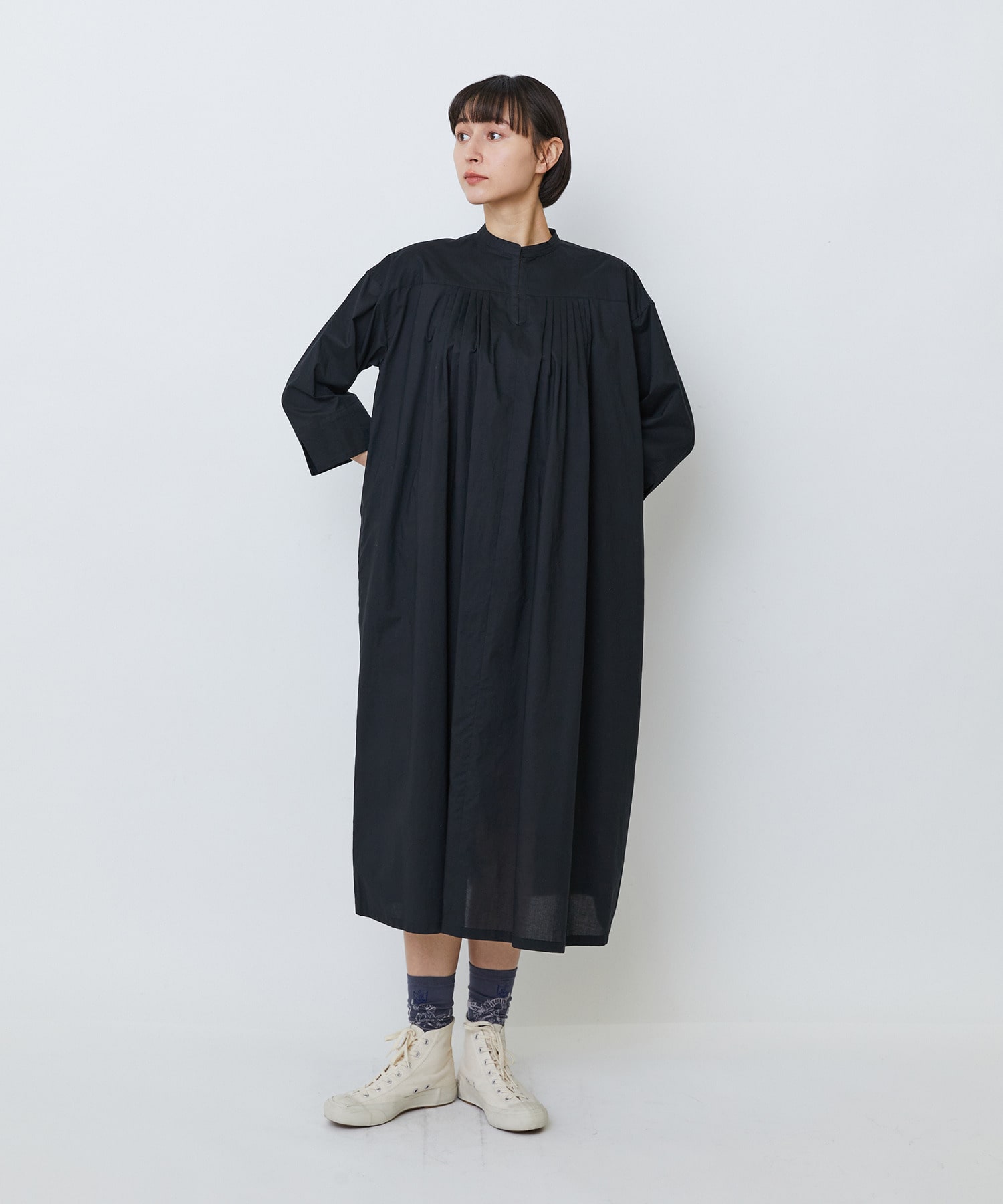 【LOISIR】オーガニックコットンローンスタンドカラーワンピース 詳細画像 ブラック 7