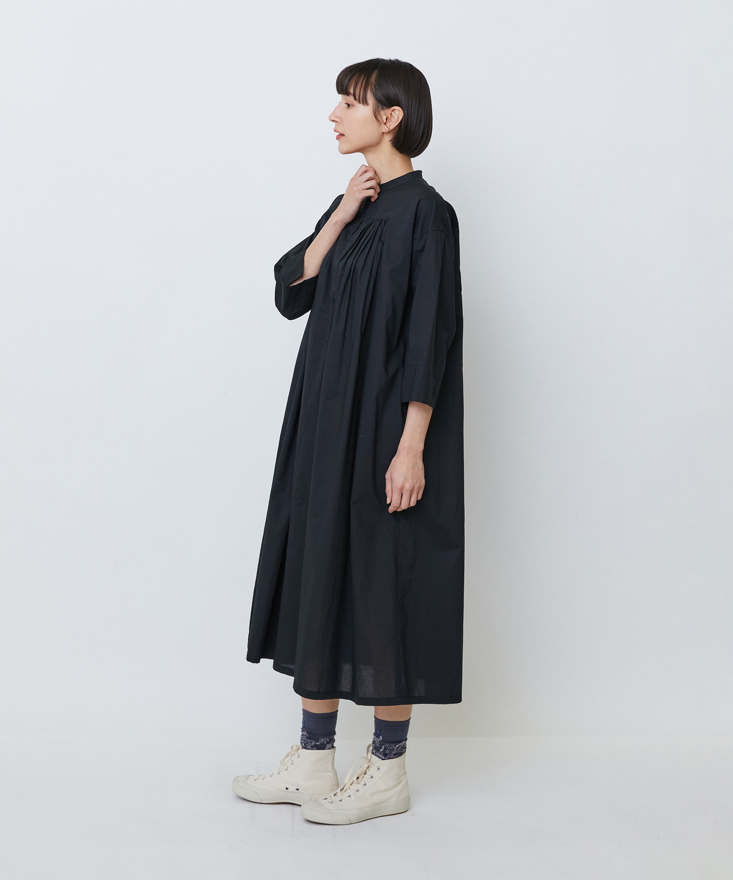 【LOISIR】オーガニックコットンローンスタンドカラーワンピース 詳細画像 ブラック 8