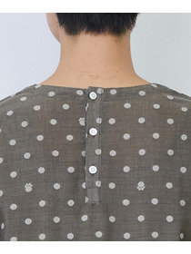 【LOISIR】オリジナル柄カットジャカードペプラムブラウス 詳細画像 ベージュ系その他 13