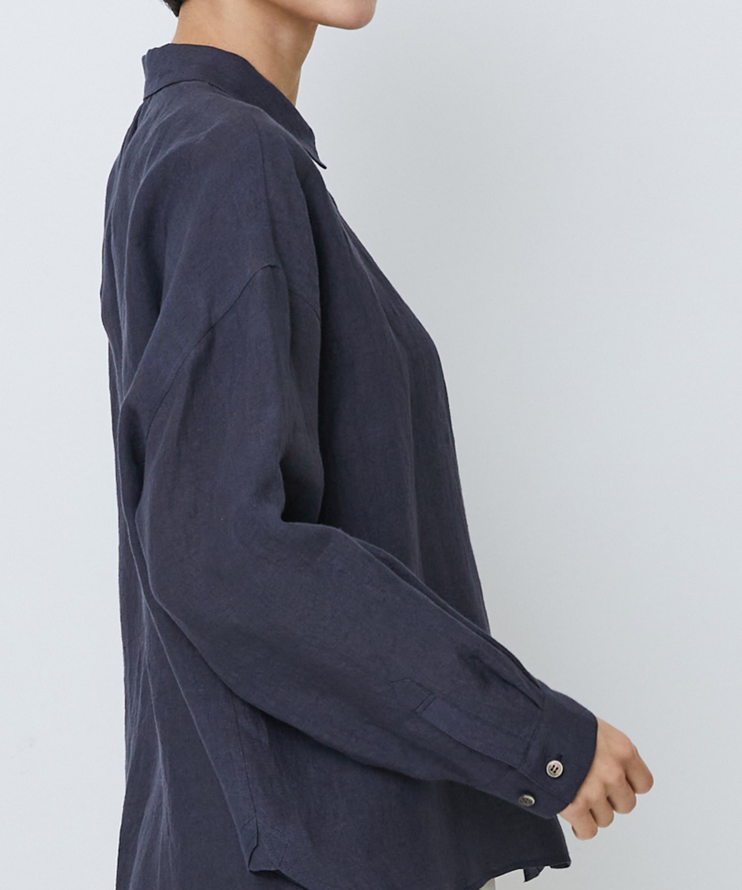 【LOISIR】グランジリネンボクシーシャツ 詳細画像 ネイビー 33