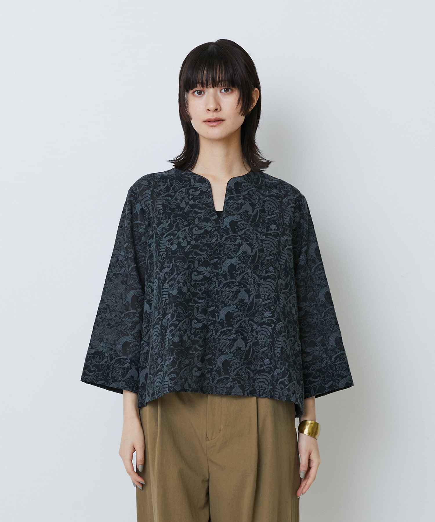 【LOISIR】【アーティストコラボ】LOISIR&times;TORANEKOBONBON エンブロイダリーブラウス 詳細画像 ブラック系その他 13