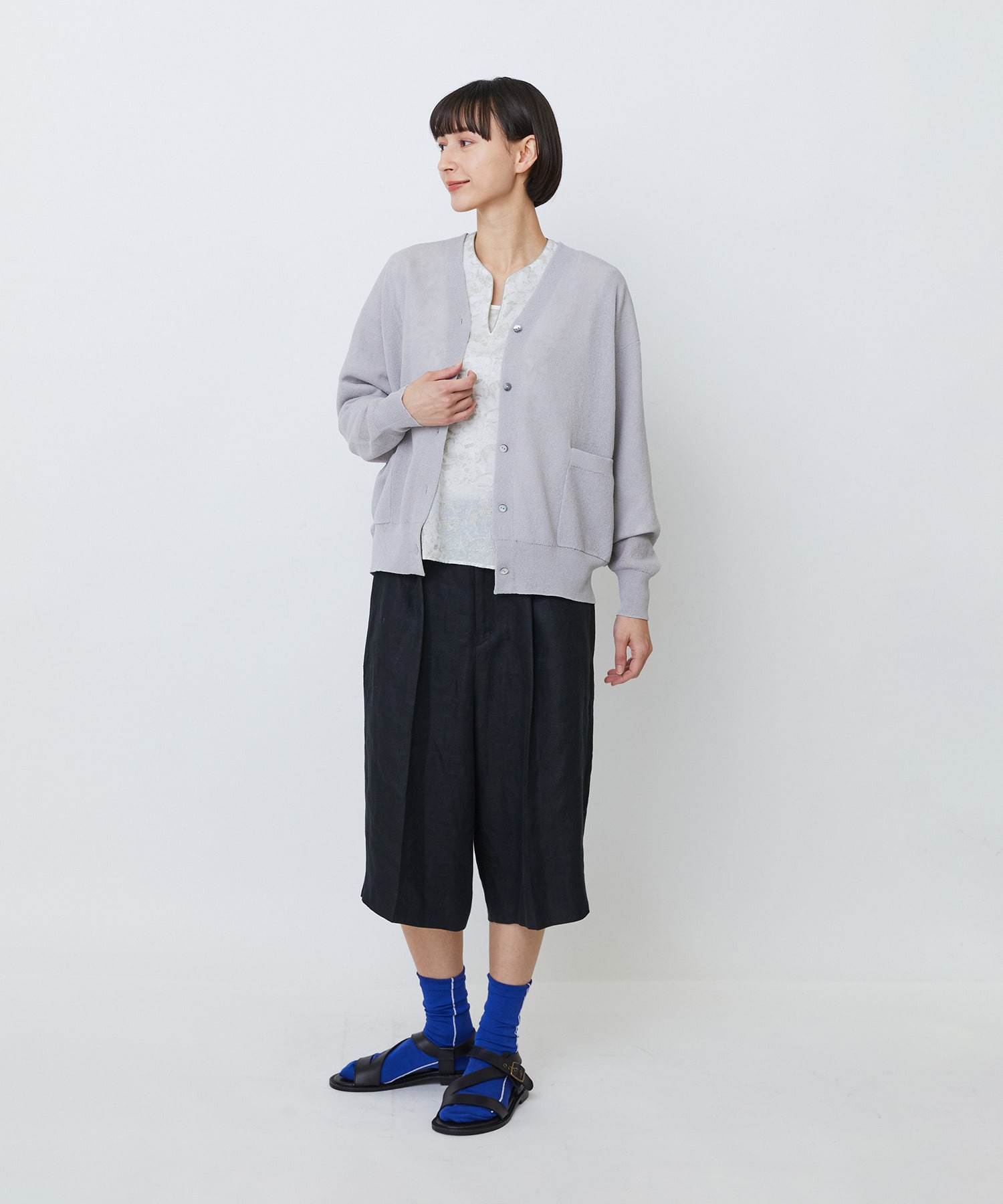 【LOISIR】【アーティストコラボ】LOISIR&times;TORANEKOBONBON エンブロイダリーブラウス 詳細画像 ブラック系その他 2